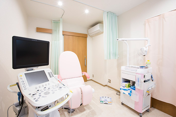 内診室